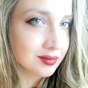 Meet your Posher, Alisha